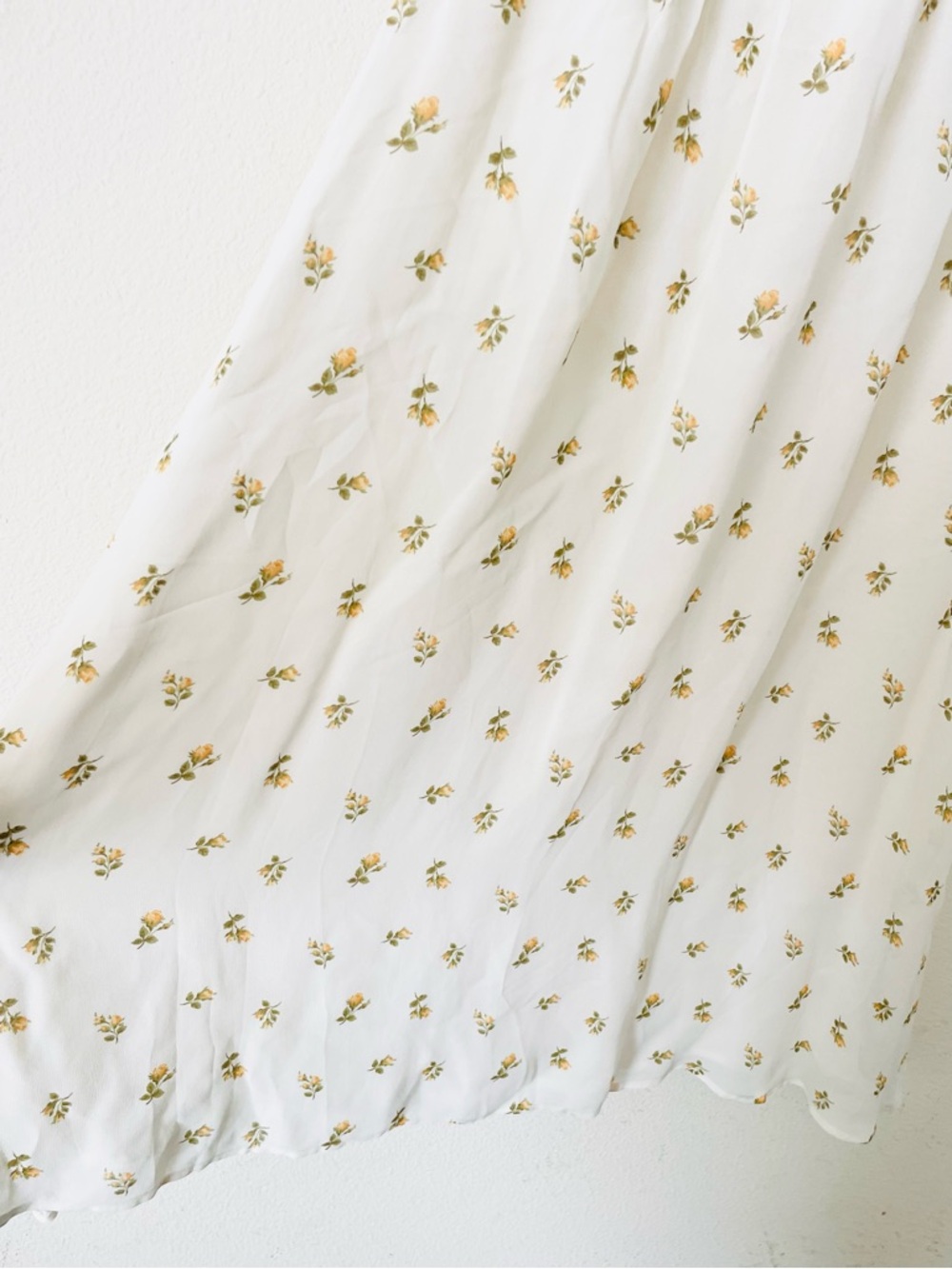 Reformation XS Siesta smocked sleeveless crepe floral slit hem midi dress - Picture 5 of 8